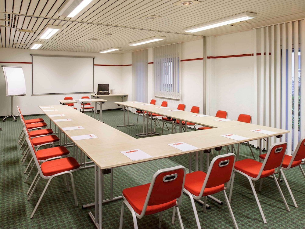 ibis Duesseldorf Hauptbahnhof 23