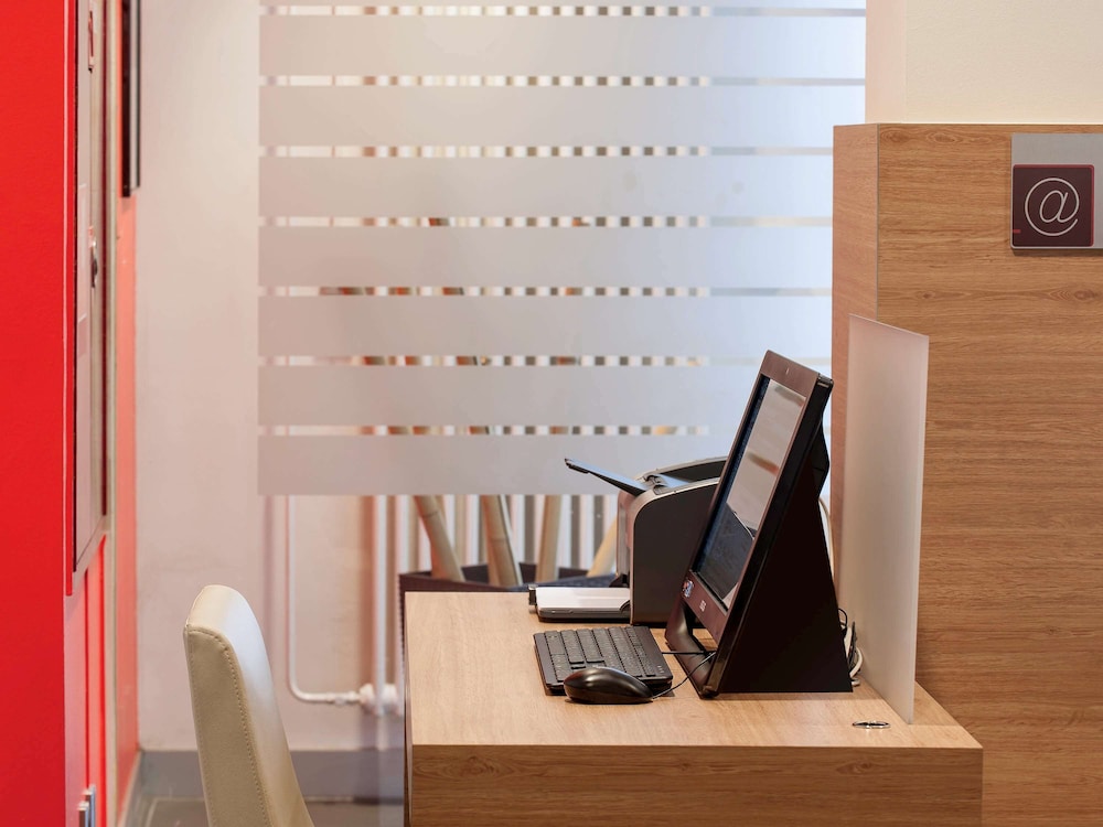ibis Duesseldorf Hauptbahnhof 24