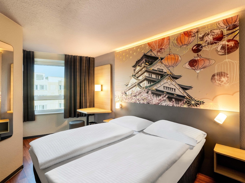 B&B HOTEL Düsseldorf-Hbf 9