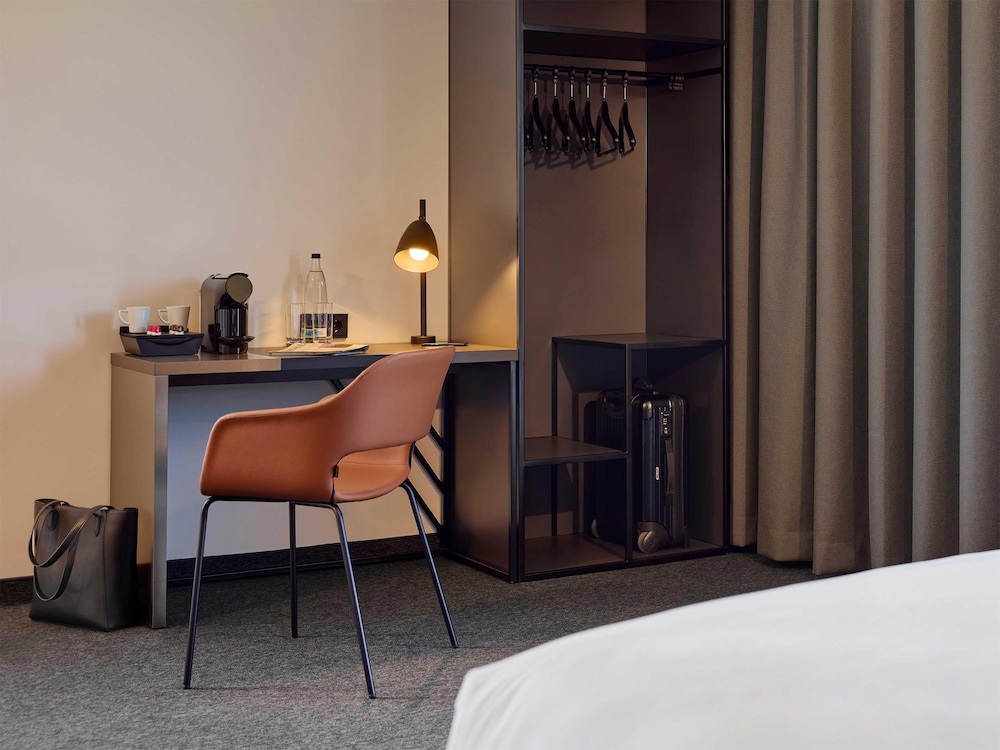B&B HOTEL Düsseldorf-Hbf 20
