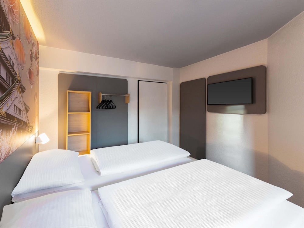 B&B HOTEL Düsseldorf-Hbf 15