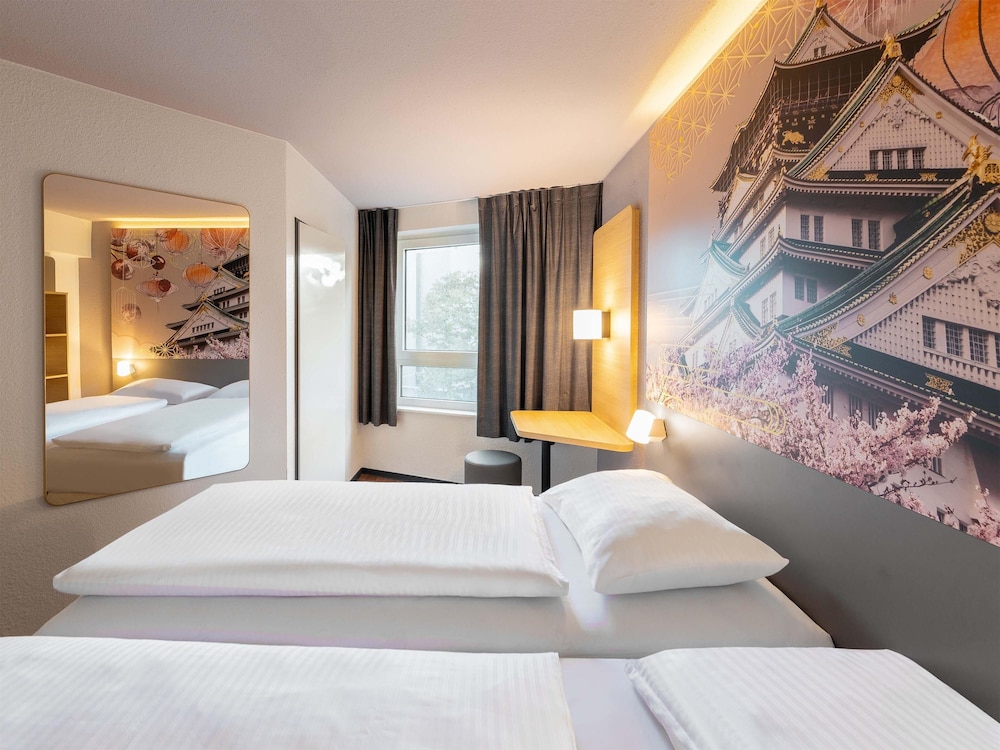B&B HOTEL Düsseldorf-Hbf 11