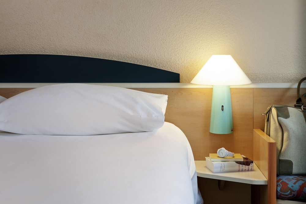 B&B HOTEL Düsseldorf-Hbf 3