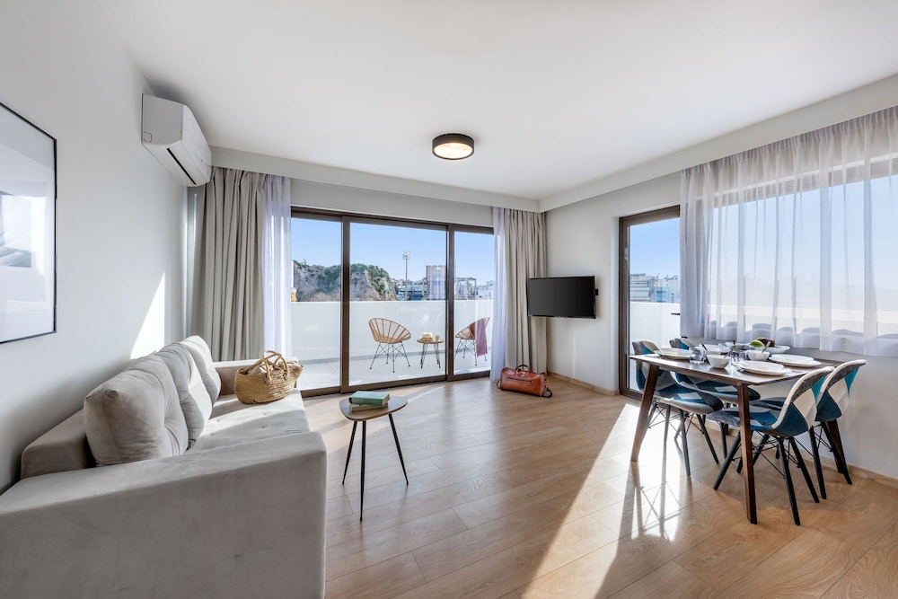 Filopappou Hill Suites by Athens Stay 17