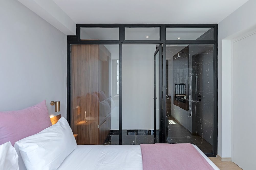 Filopappou Hill Suites by Athens Stay 15