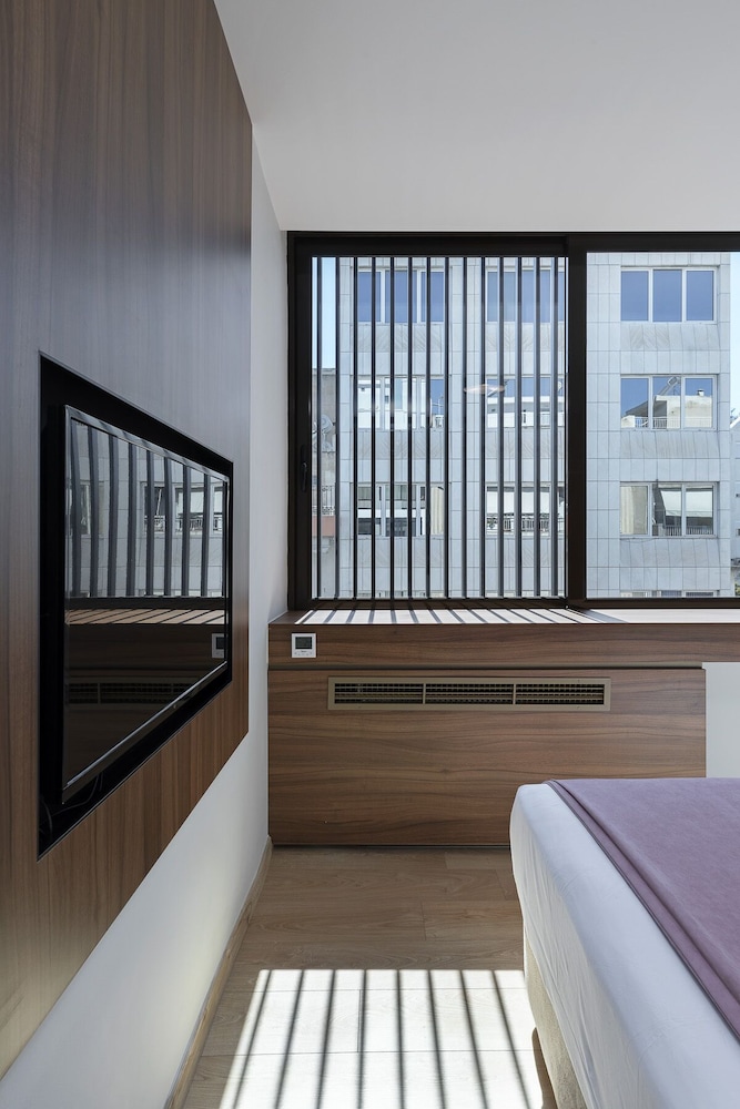 Filopappou Hill Suites by Athens Stay 14
