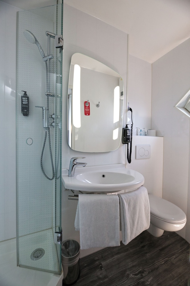 ibis Koeln Centrum 12