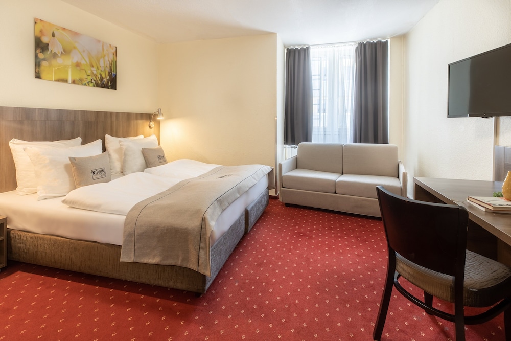 NOVUM Hotel Leonet 9