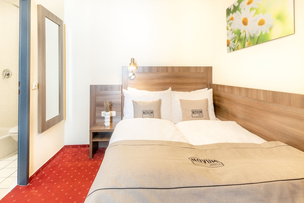 NOVUM Hotel Leonet 12