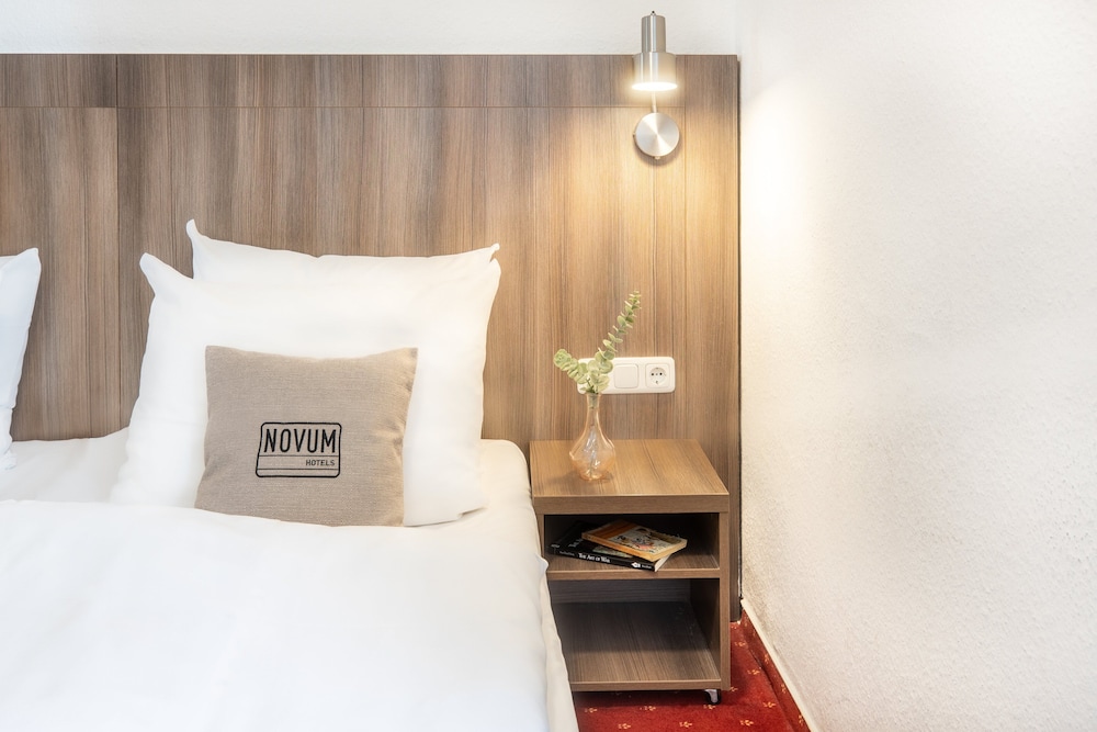 NOVUM Hotel Leonet 13