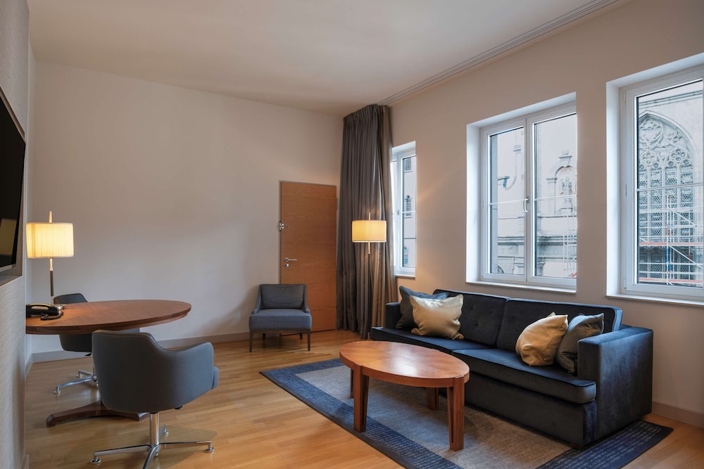 Hilton Cologne 21