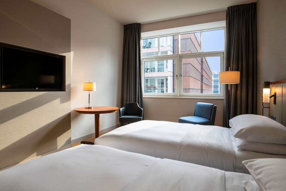 Hilton Cologne 8