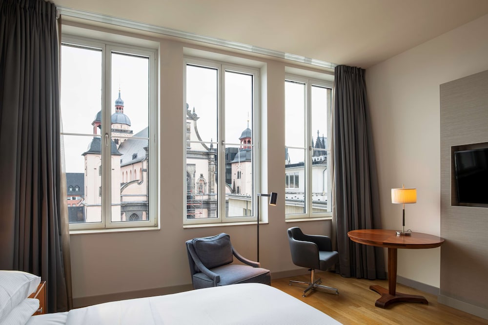 Hilton Cologne 7