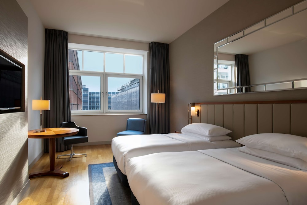 Hilton Cologne 23