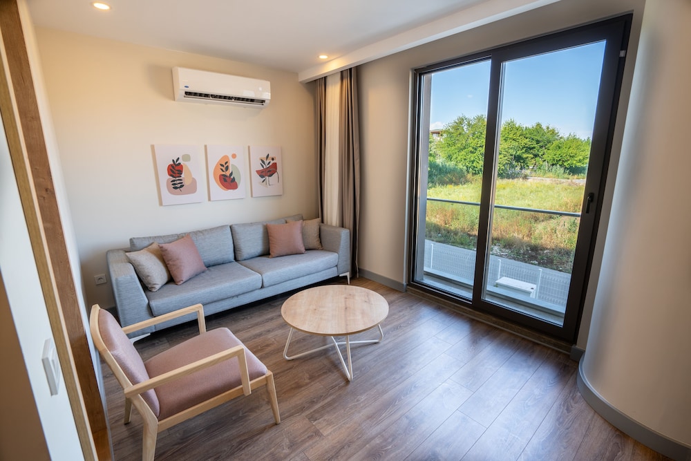 Marine Homes Lara 20