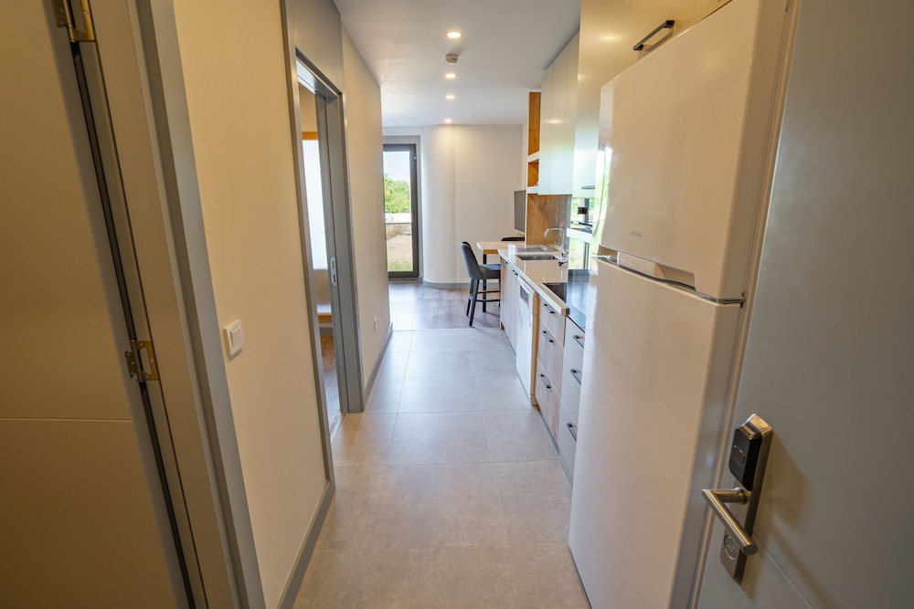 Marine Homes Lara 19