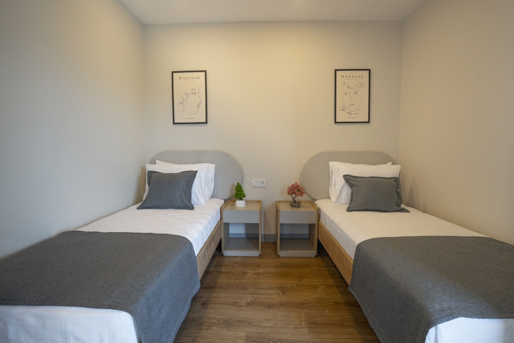 Marine Homes Lara 7