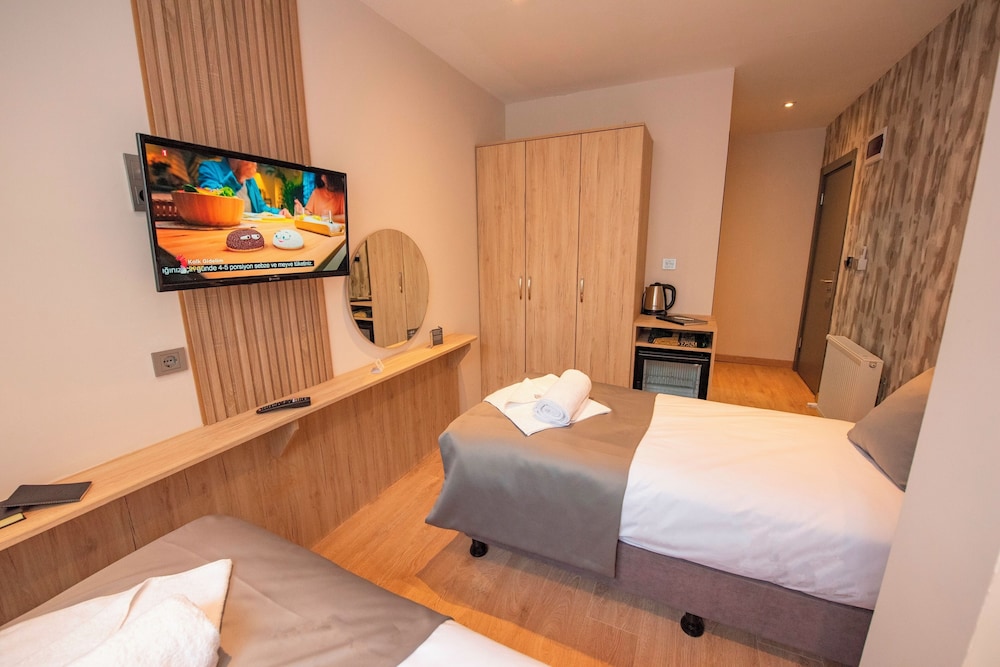 Mahya Hotel 12