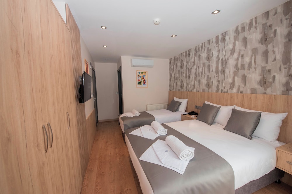 Mahya Hotel 8