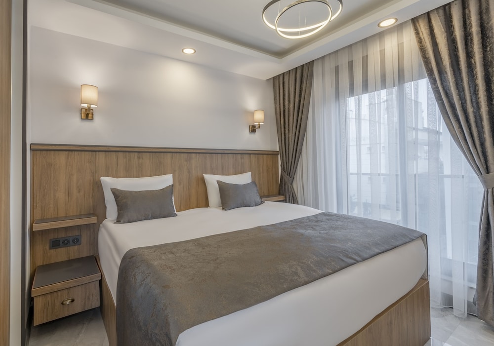 Quality Gold Suite Hotel 12
