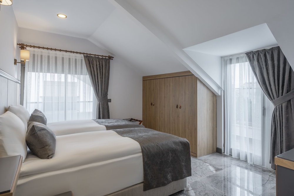 Quality Gold Suite Hotel 21