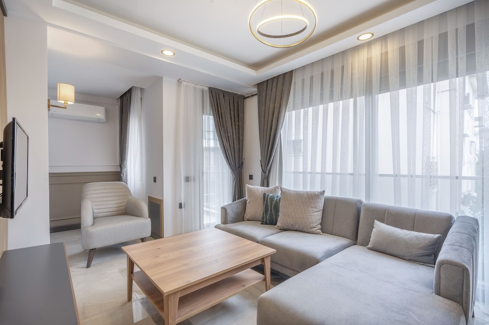 Quality Gold Suite Hotel 13