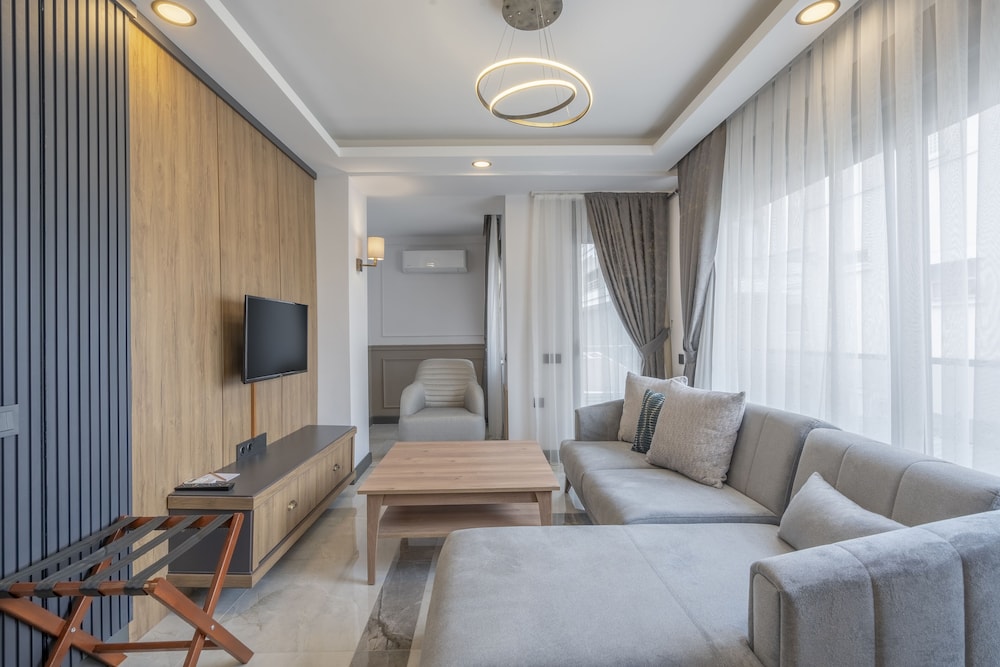 Quality Gold Suite Hotel 17