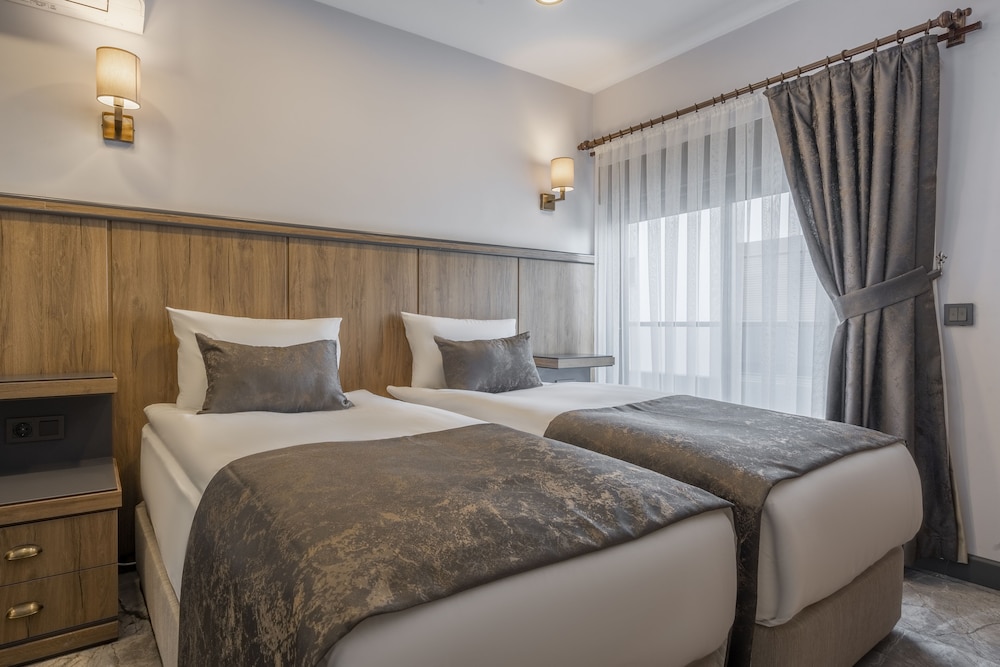 Quality Gold Suite Hotel 22