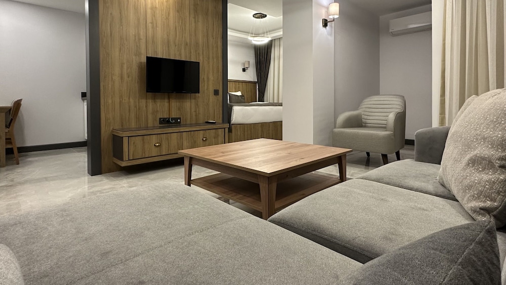 Quality Gold Suite Hotel 1