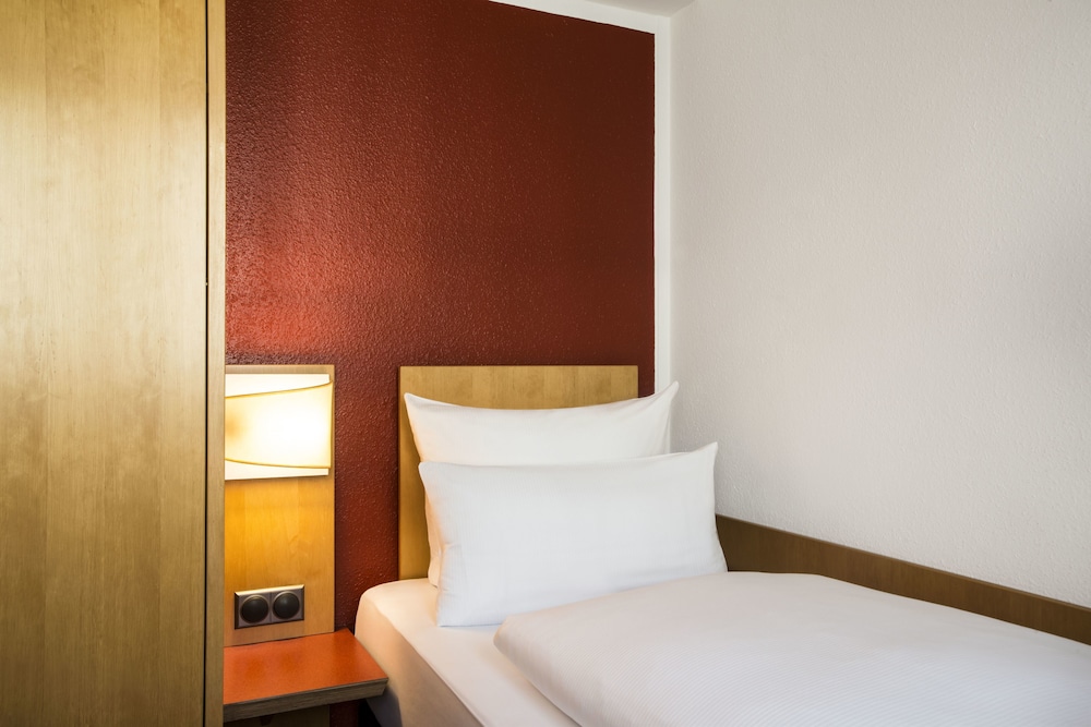 iStay by NH Berlin City Ost Hotel 4