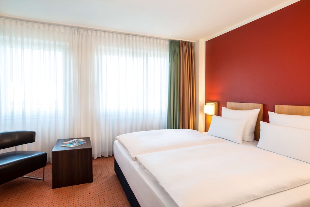 iStay by NH Berlin City Ost Hotel 12