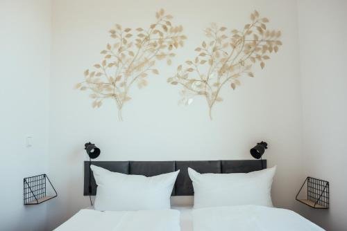 The Rix Studios & Suites 8