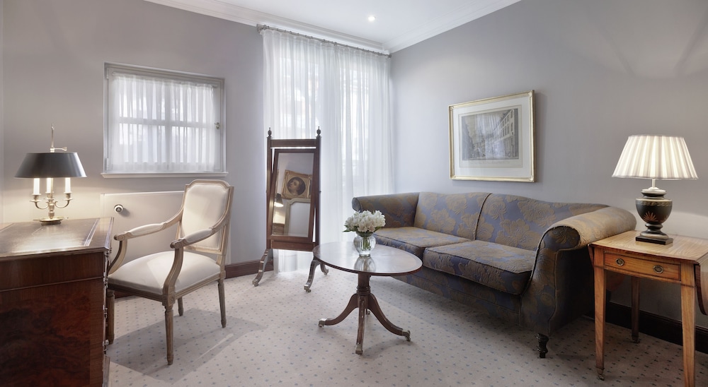 Schlosshotel Berlin 7