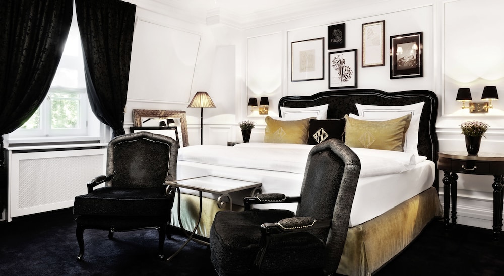 Schlosshotel Berlin 9