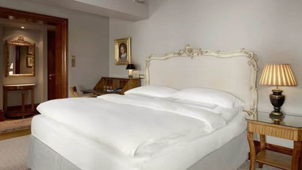 Schlosshotel Berlin 20