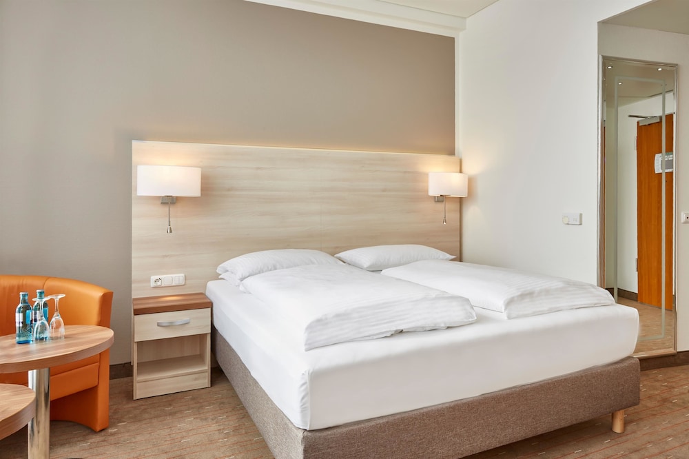 B&B HOTEL Berlin-Chausseestrasse 4