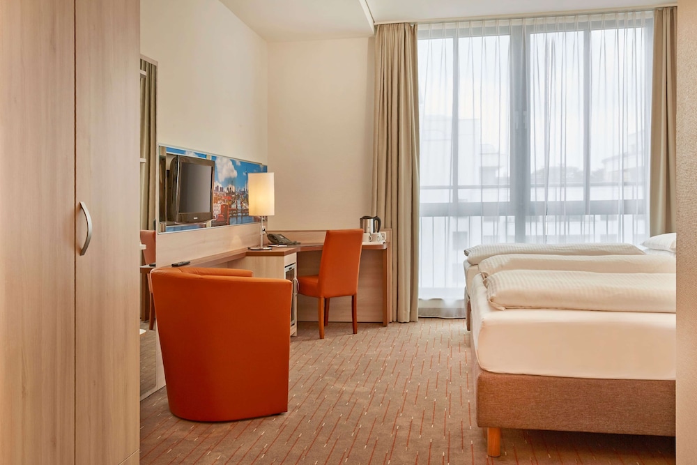 B&B HOTEL Berlin-Chausseestrasse 9