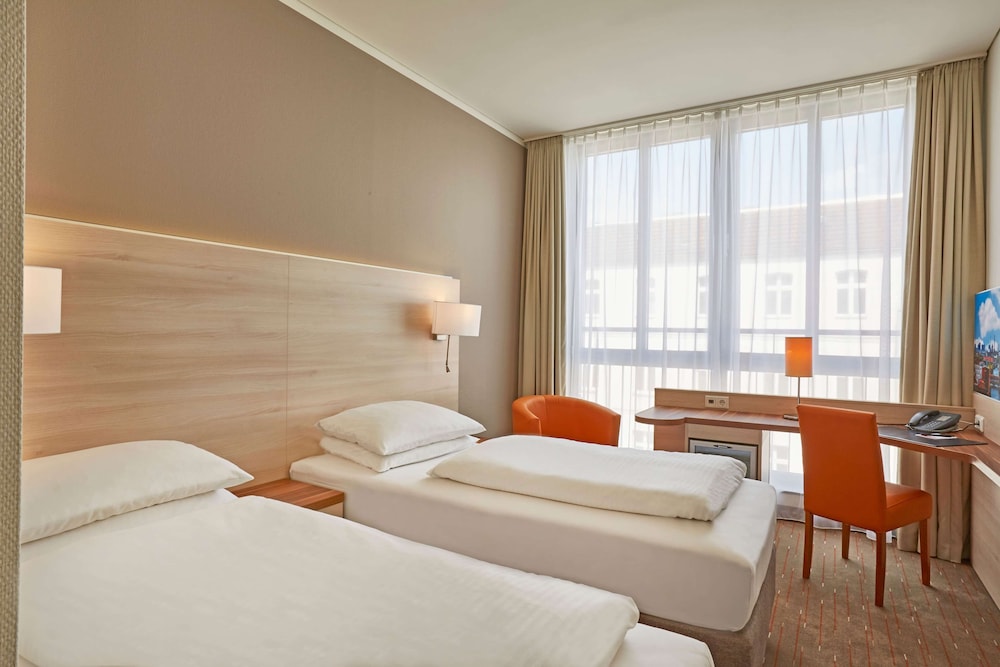 B&B HOTEL Berlin-Chausseestrasse 12
