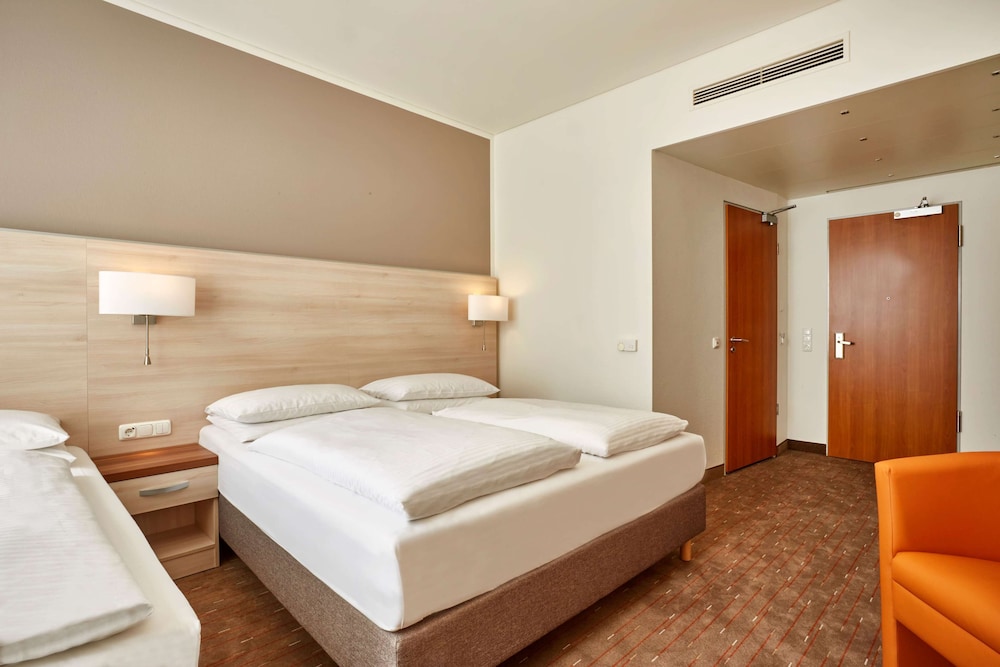 B&B HOTEL Berlin-Chausseestrasse 18