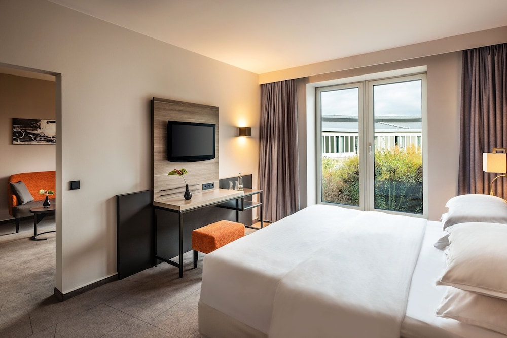 Sheraton Düsseldorf Airport Hotel 11