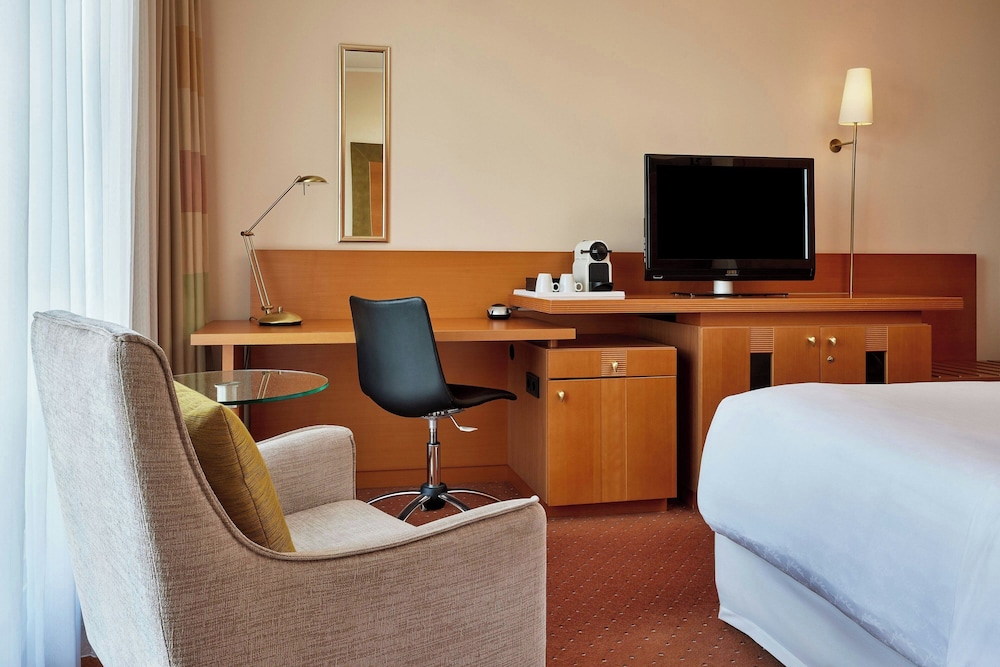 Sheraton Düsseldorf Airport Hotel 17