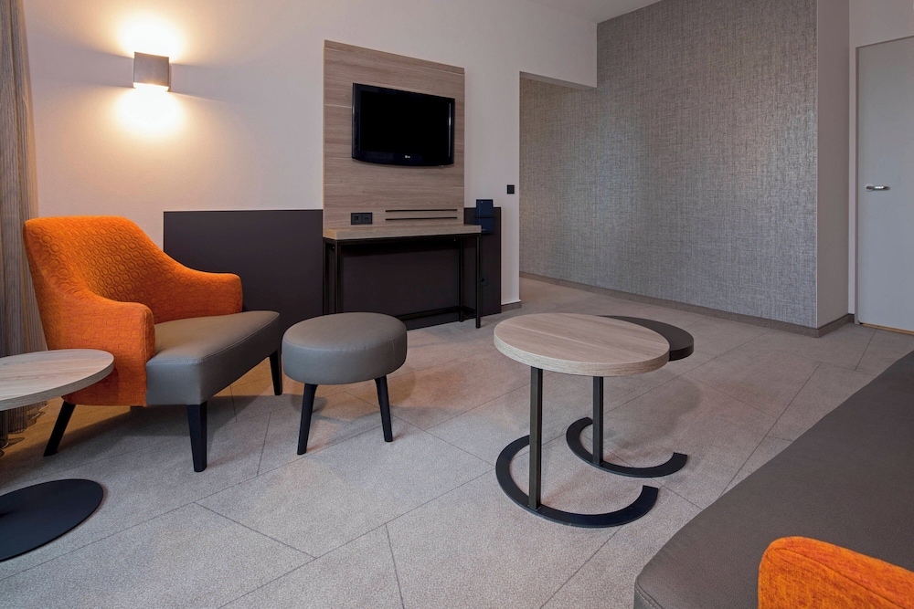 Sheraton Düsseldorf Airport Hotel 14