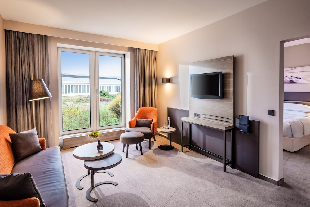 Sheraton Düsseldorf Airport Hotel 24