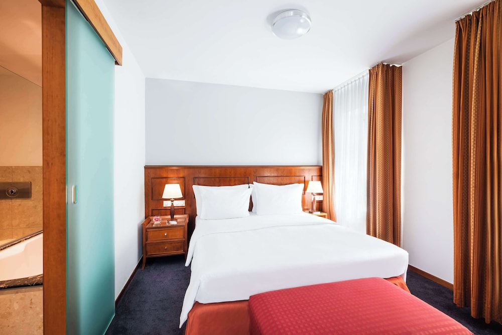 Lindner Hotel Frankfurt Main Plaza 19