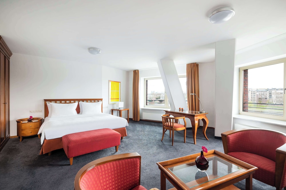 Lindner Hotel Frankfurt Main Plaza 14