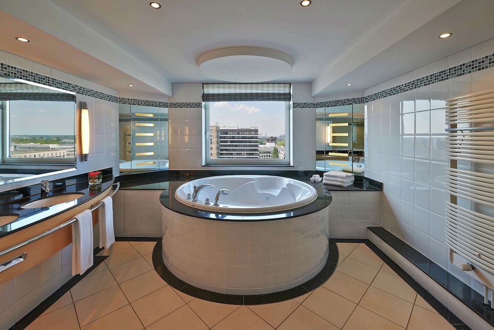 Hilton Düsseldorf 18