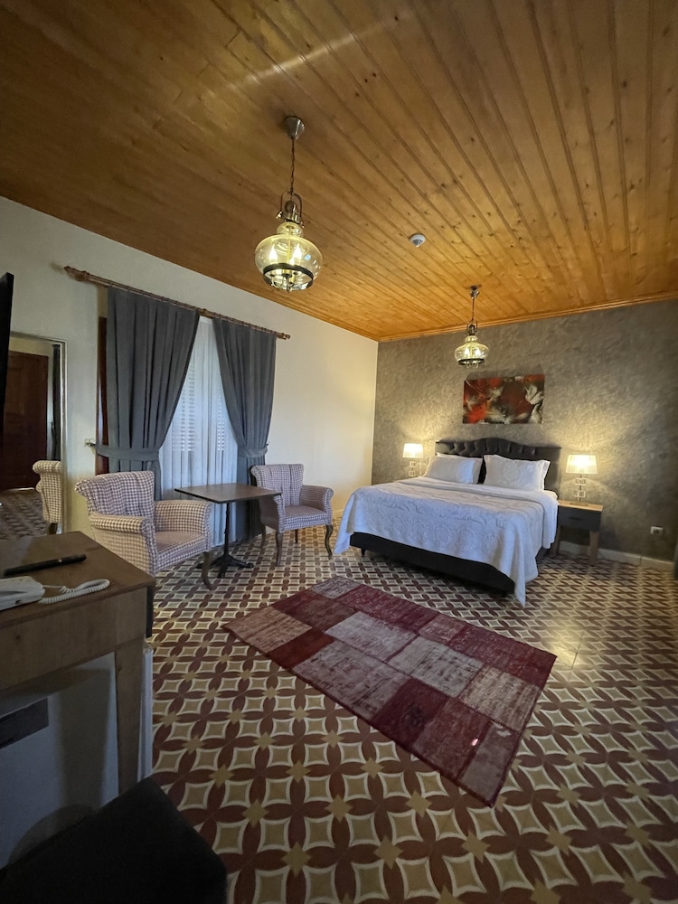 Tarihi Kumbaba Otel 13