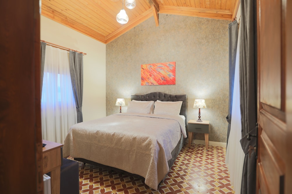 Tarihi Kumbaba Otel 14