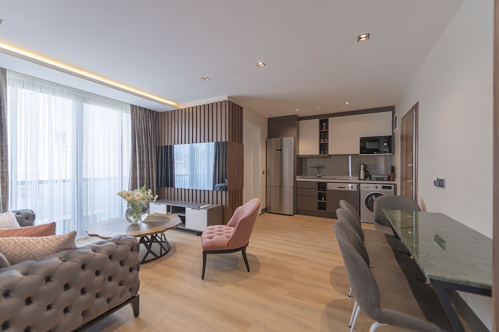 Sealife Royal Suites 7