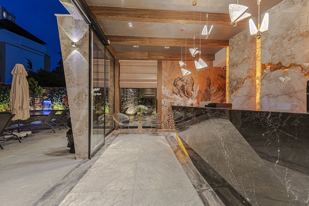 Sealife Royal Suites 3
